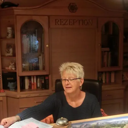 Hotel Resi Von Der Post 3*